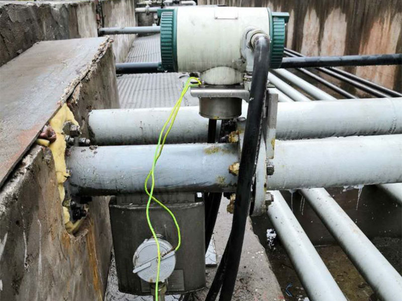 Online density meter case