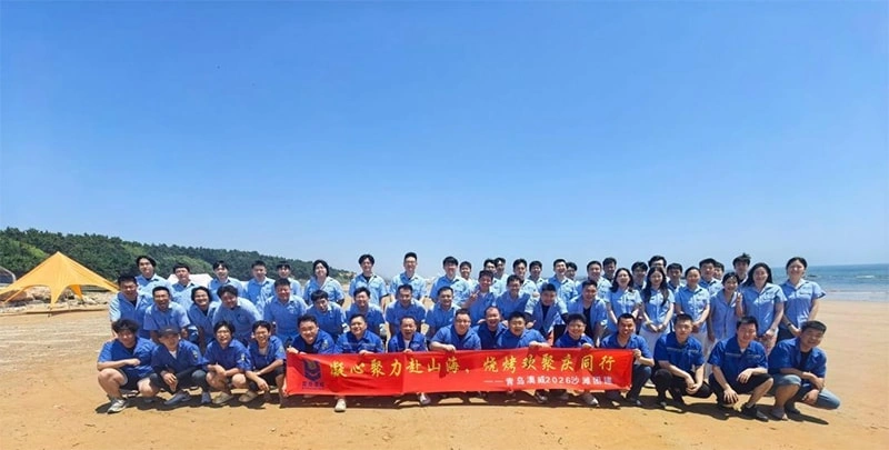 Team Building: Beach BBQ & Team Spirit.webp 图片1 拷贝.webp